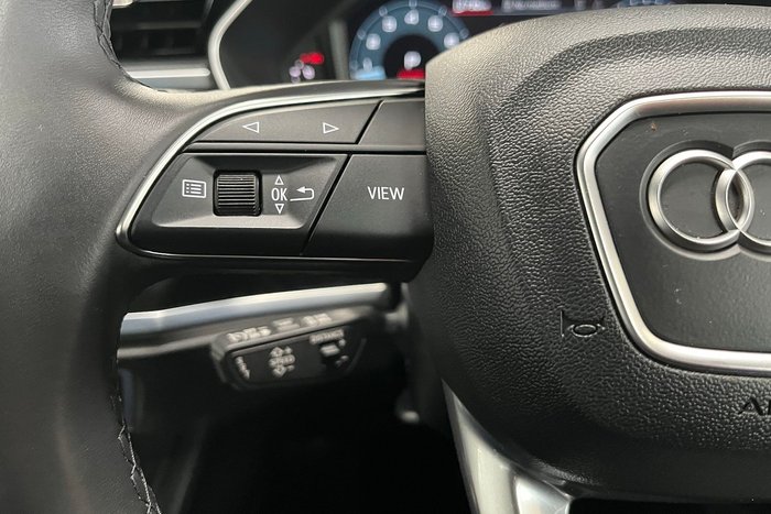 2024 Audi Q3 35 TFSI S line