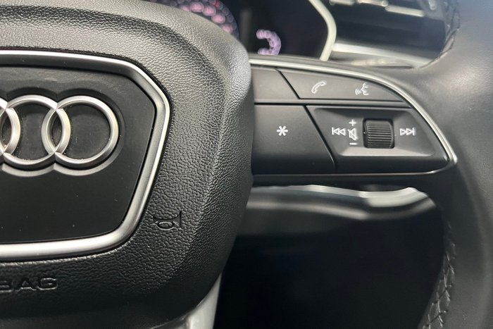 2024 Audi Q3 35 TFSI S line