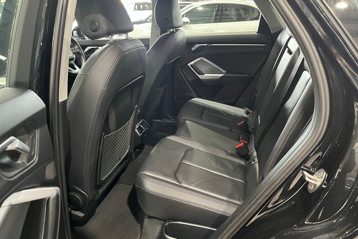 2024 Audi Q3 35 TFSI S line