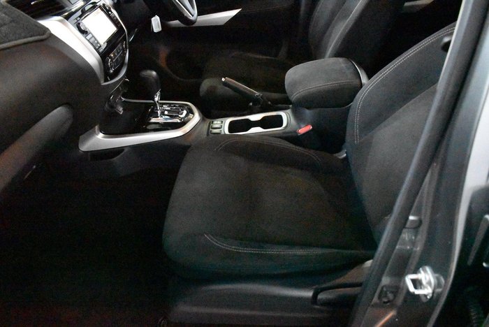 2019 Nissan Navara ST