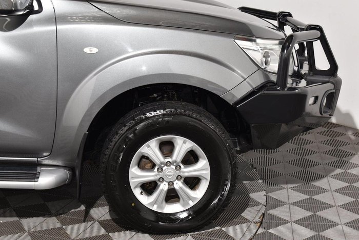 2019 Nissan Navara ST