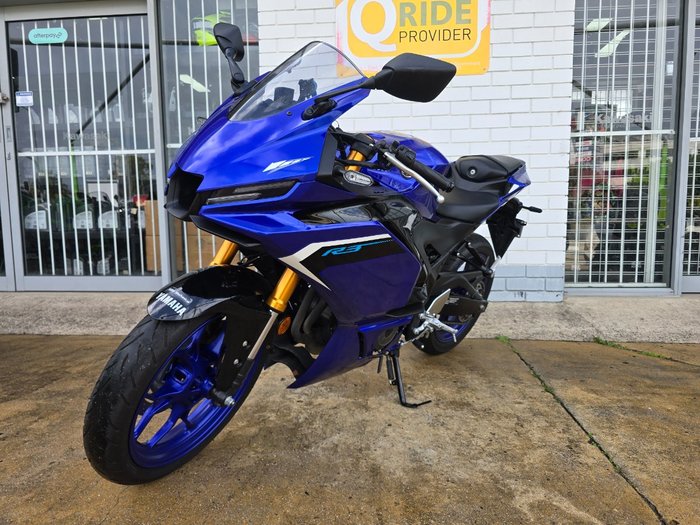 2025 YAMAHA YZF-R3 Blue
