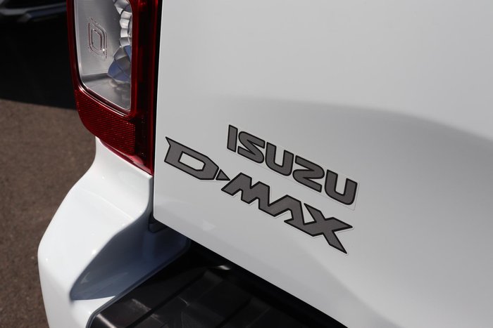 2025 Isuzu D-MAX SX