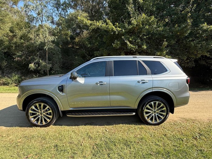 2025 Ford Everest Platinum