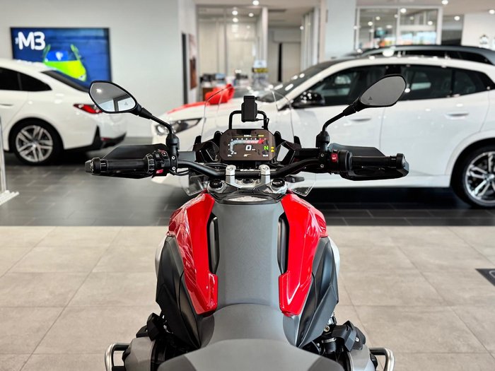 2025 BMW Motorrad R 1300 GS R 1300 Red