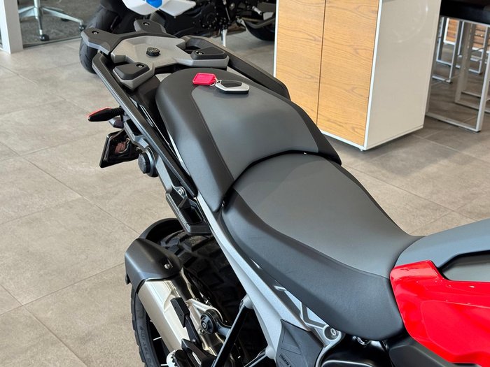 2025 BMW Motorrad R 1300 GS R 1300 Red