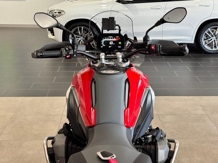 2025 BMW Motorrad R 1300 GS R 1300 Red