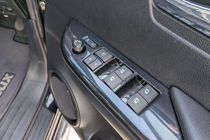 2023 Toyota Hilux Rogue