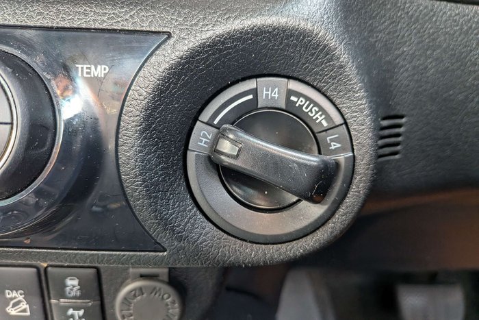 2023 Toyota Hilux Rogue