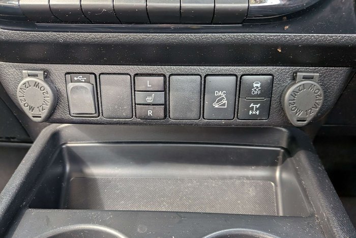 2023 Toyota Hilux Rogue