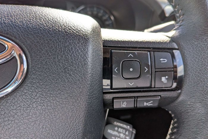 2023 Toyota Hilux Rogue