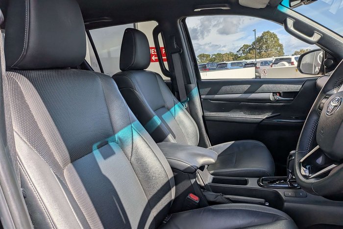 2023 Toyota Hilux Rogue
