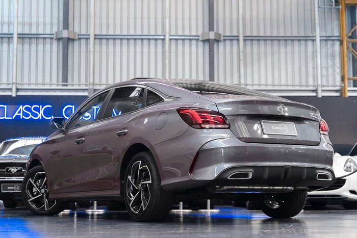2024 MG MG5 Essence MY24 Misty Grey
