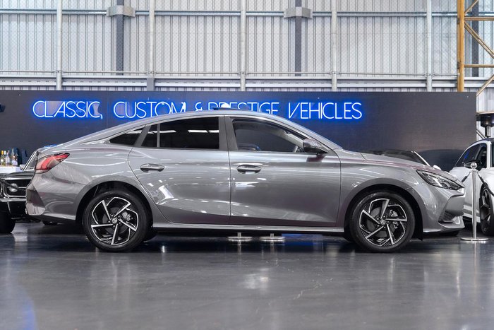 2024 MG MG5 Essence MY24 Misty Grey