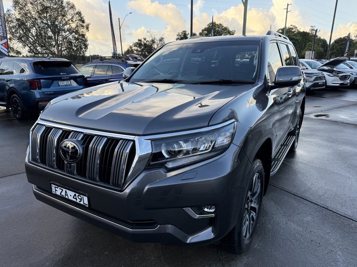 2023 Toyota Landcruiser Prado VX