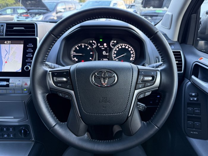 2023 Toyota Landcruiser Prado VX