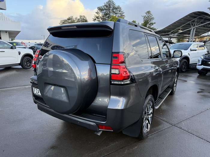 2023 Toyota Landcruiser Prado VX