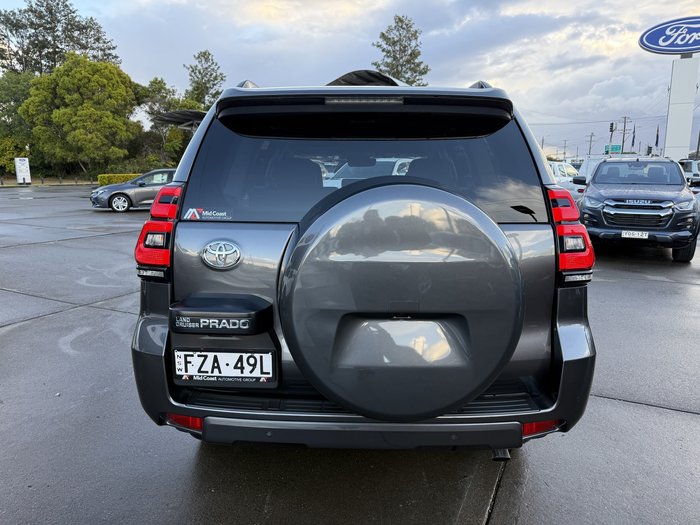 2023 Toyota Landcruiser Prado VX
