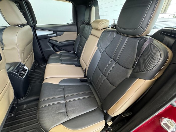 2023 Mazda BT-50 SP