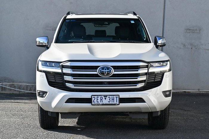 2022 Toyota Landcruiser Sahara FJA300R 4X4 Dual Range Crystal Pearl