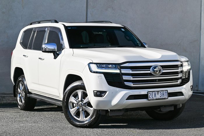 2022 Toyota Landcruiser Sahara FJA300R 4X4 Dual Range Crystal Pearl