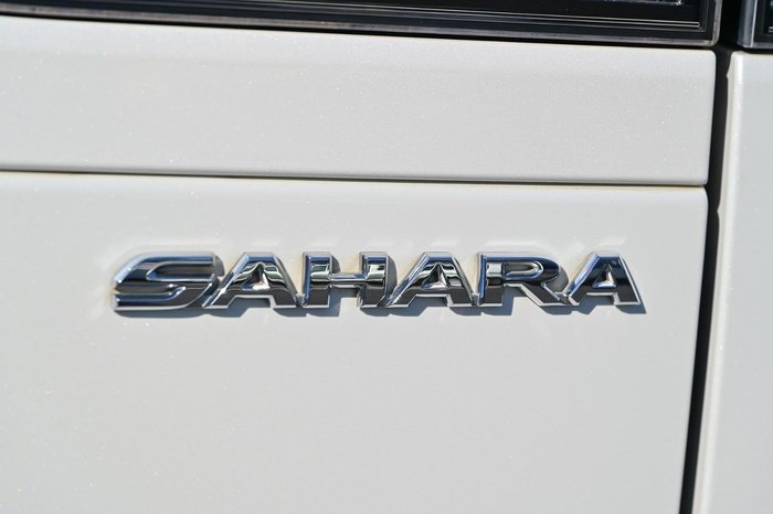 2022 Toyota Landcruiser Sahara FJA300R 4X4 Dual Range Crystal Pearl