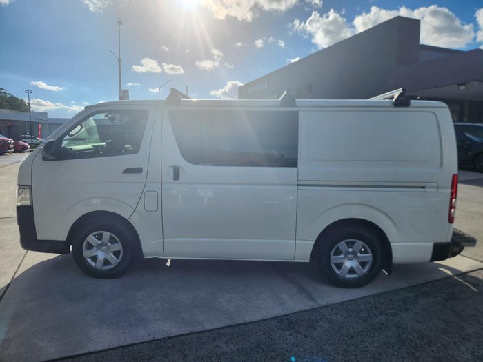 2017 Toyota Hiace