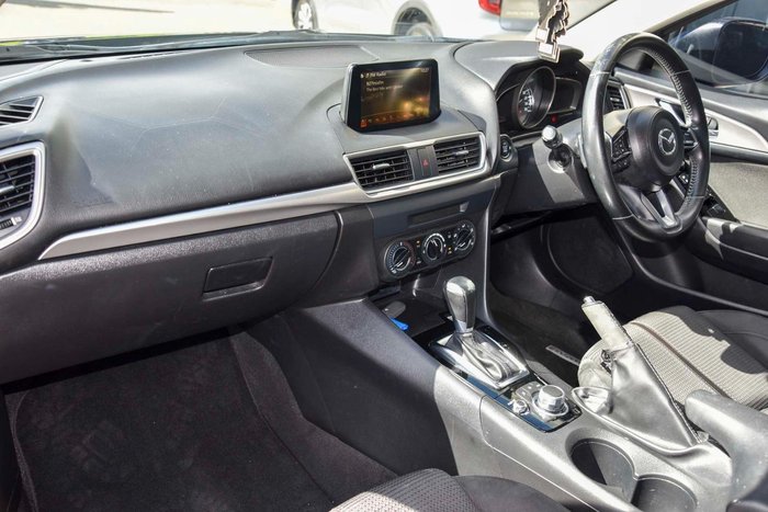 2017 Mazda 3 Maxx