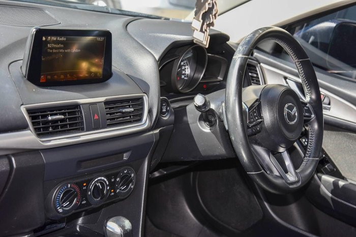 2017 Mazda 3 Maxx