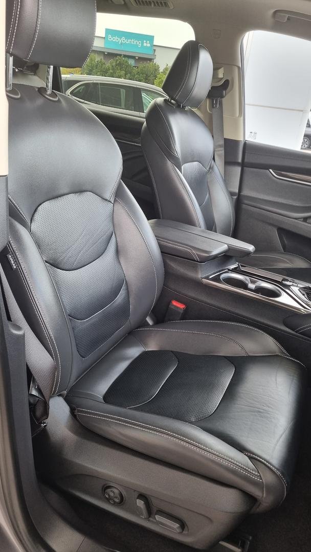 2023 LDV D90 Executive