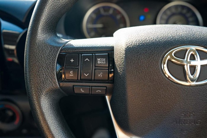 2018 Toyota Hilux SR