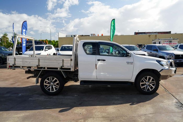 2018 Toyota Hilux SR