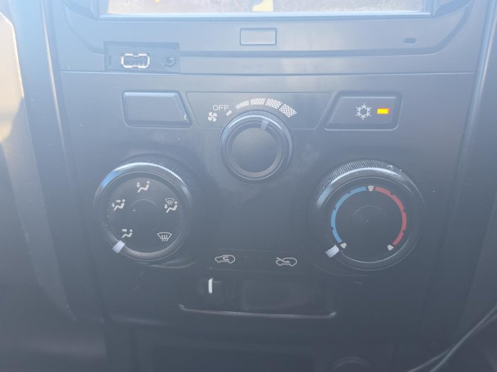2019 Isuzu D-MAX SX High Ride MY19 4x2 Splash White
