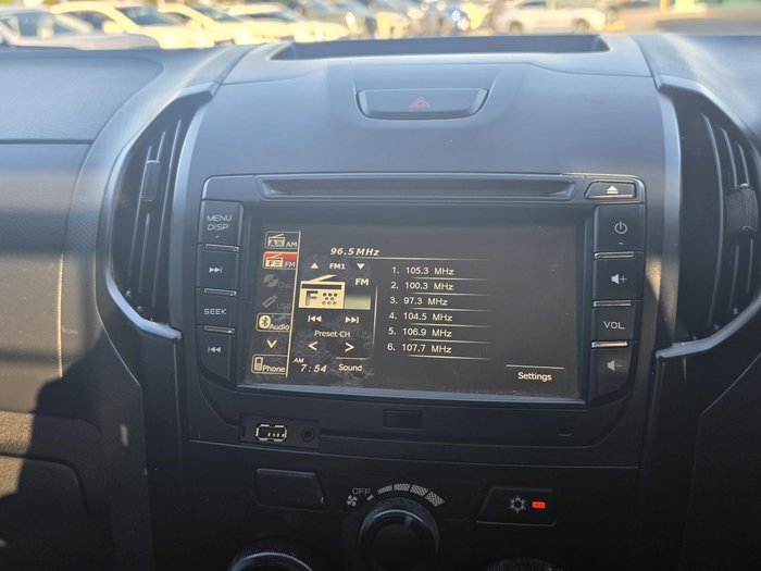 2019 Isuzu D-MAX SX High Ride MY19 4x2 Splash White
