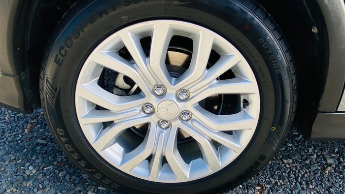2019 Mitsubishi ASX ES