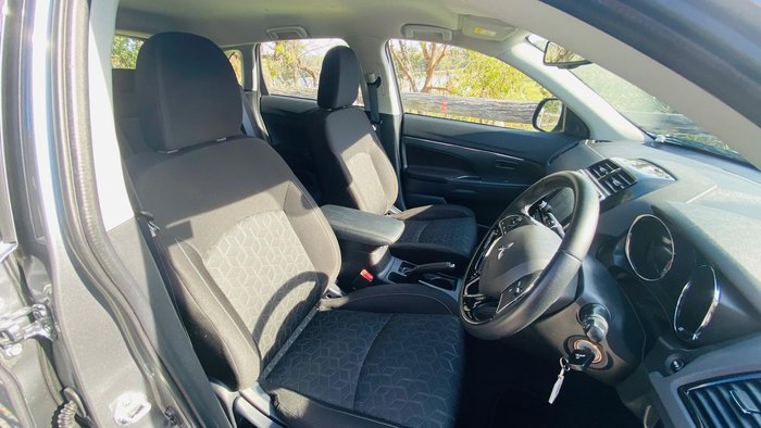 2019 Mitsubishi ASX ES