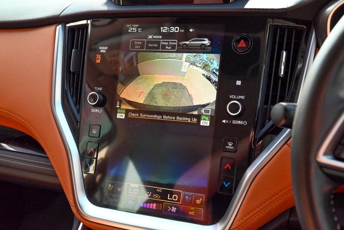 2023 Subaru Outback AWD Touring