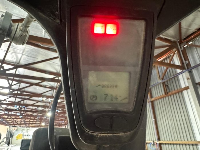 2006 Linde H40t Forklift Red