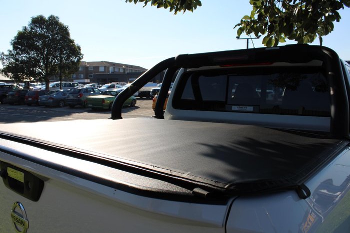 2020 Nissan Navara SL