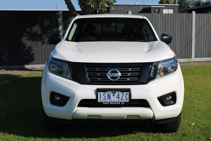 2020 Nissan Navara SL