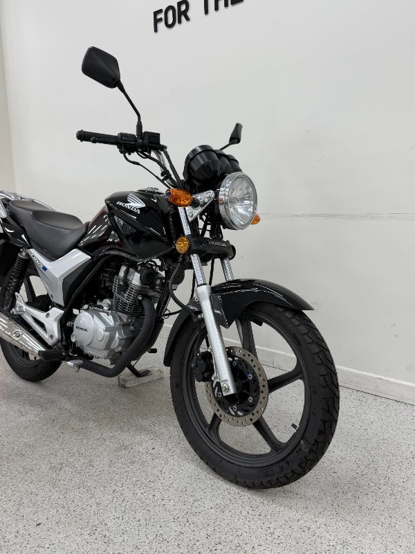 2019 Honda CB125E Black