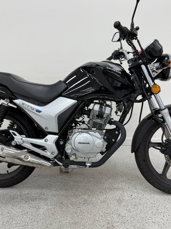 2019 Honda CB125E Black