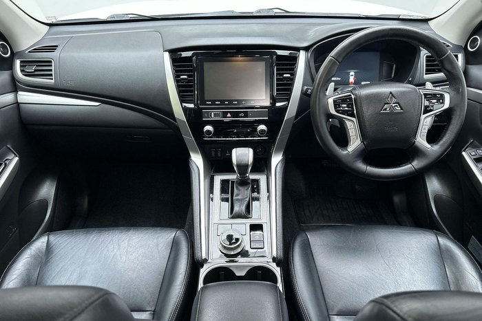 2022 Mitsubishi Pajero Sport Exceed