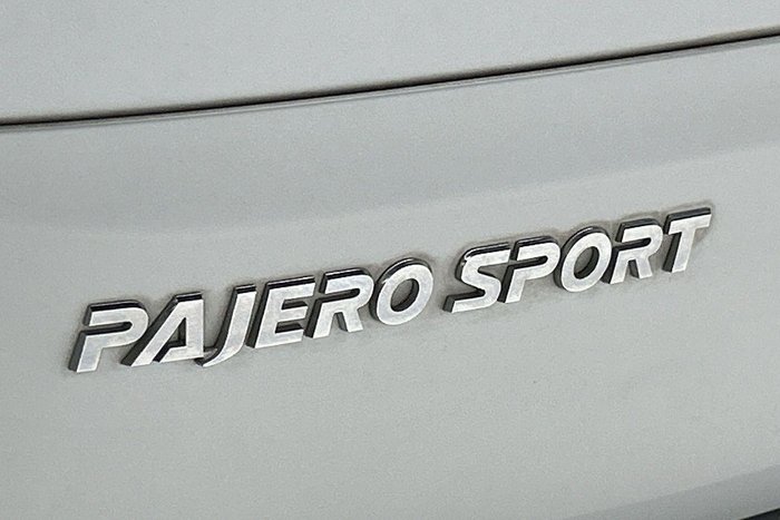 2022 Mitsubishi Pajero Sport Exceed