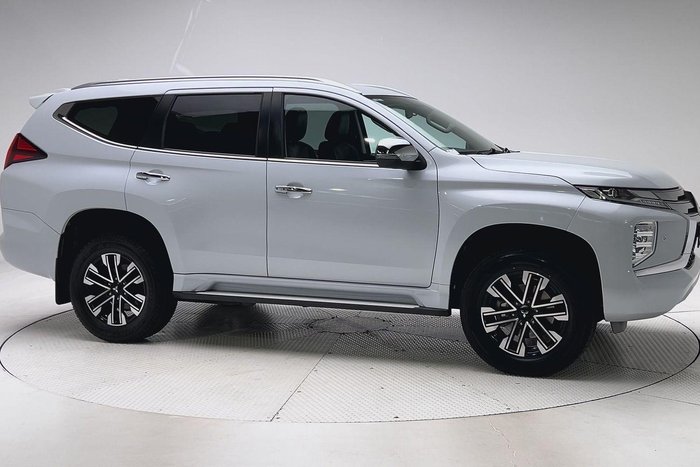 2022 Mitsubishi Pajero Sport Exceed