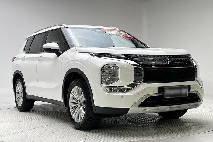 2024 Mitsubishi Outlander