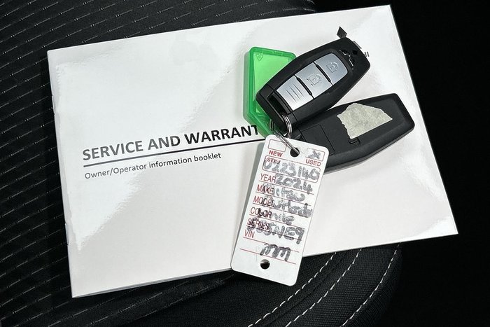 2024 Mitsubishi Outlander LS