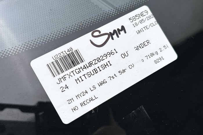 2024 Mitsubishi Outlander LS