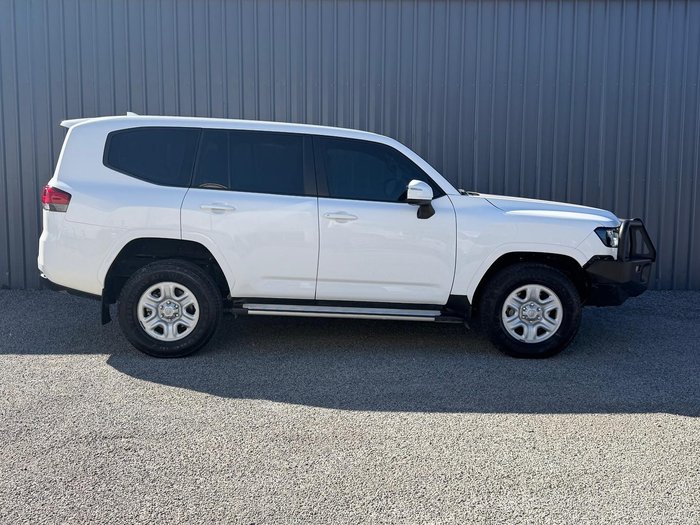 2024 Toyota Landcruiser GX