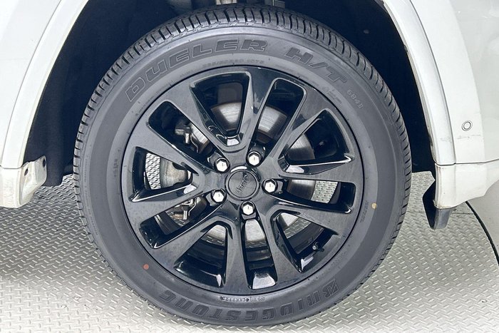 2020 Jeep Grand Cherokee Night Eagle